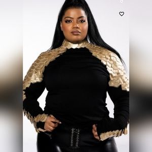 The Natasha Scale Long Sleeve Shirt NWOT